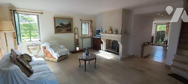 PONT L'EVEQUE- Maison 3 CHAMBRES