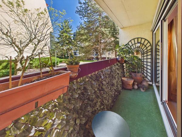 3 Pièces lumineux avec balcons et box