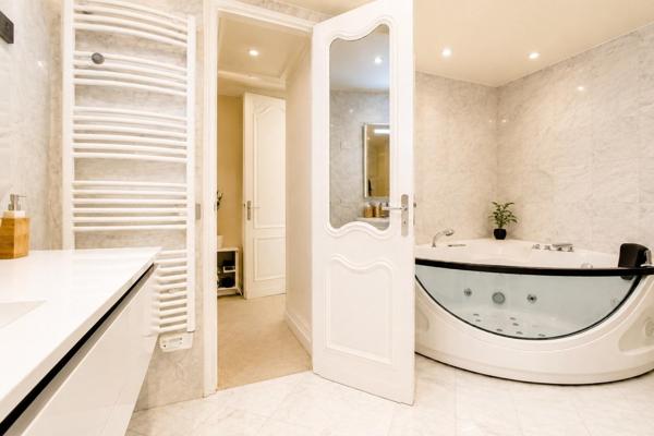 Excetionnel appartement 197 m² - Paris 8 ème