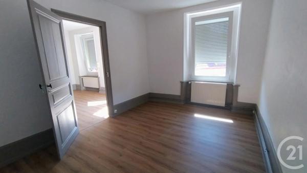 Appartement F3 à vendre  3 pièces - 90,35 m 2   HERICOURT  - 70