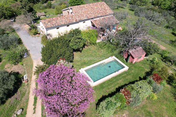 Vente Propriété 8 pièces 240 m2 à Draguignan