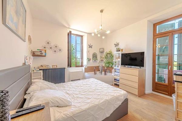 Vente Propriété 8 pièces 240 m2 à Draguignan