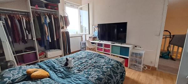 Maison bénéficiant d'une terrasse avec une superbe vue à Etampes, 3 chambres, jardin et garage