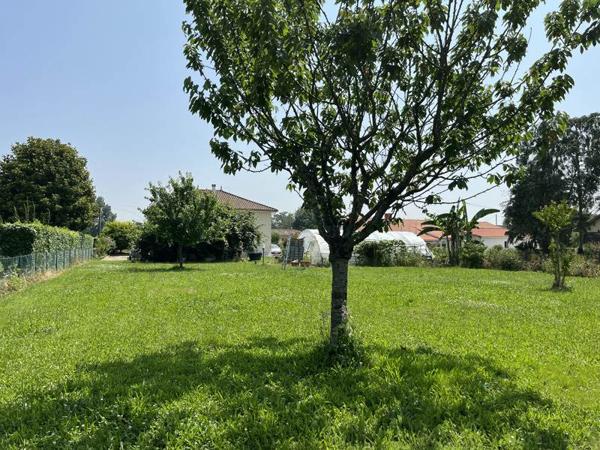Maison à vendre 122 912 € Saint-Pierre-d'Eyraud 5 p 142 m² DPE C