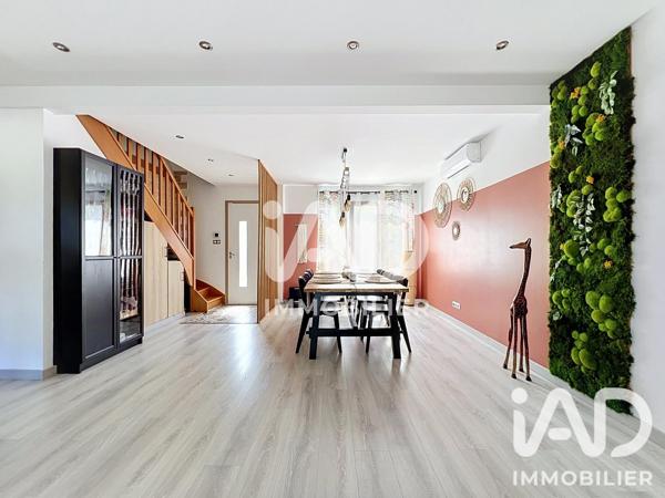 Maison à vendre 5 pièces 110 m² Chevry-Cossigny