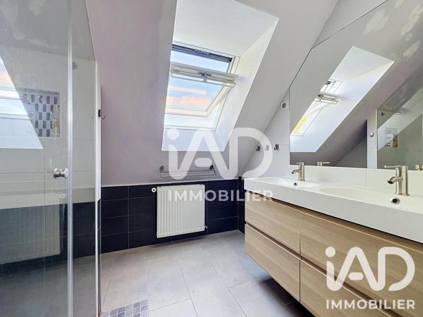 Maison à vendre 5 pièces 110 m² Chevry-Cossigny