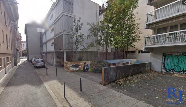 Garage Hyper Centre 38000 GRENOBLE