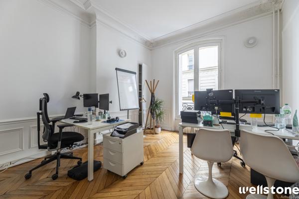 LOCAUX SANS TVA !