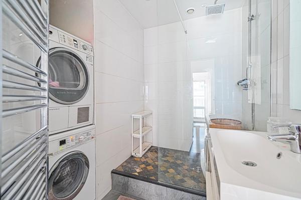 94160 - SAINT MANDE CENTRE - Bel appartement - Grand balcon - 2 Parkings