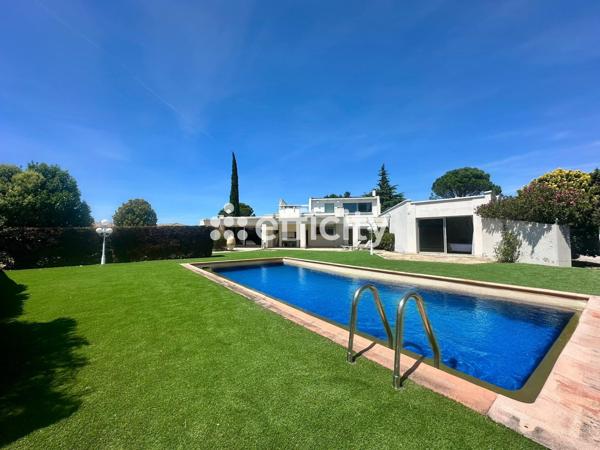 Maison 9 pièces - 380 m² Exclusivité efficity