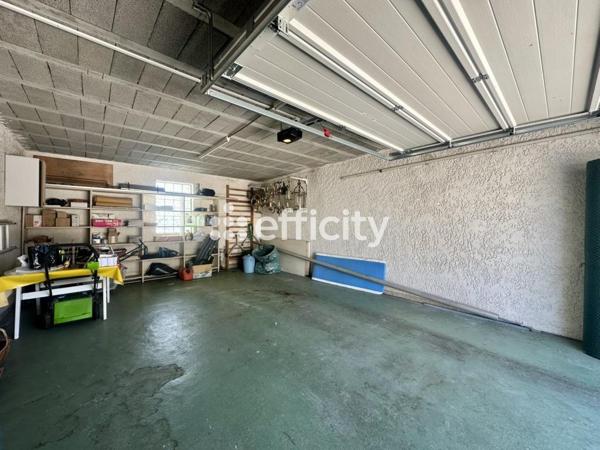 Maison 9 pièces - 380 m² Exclusivité efficity