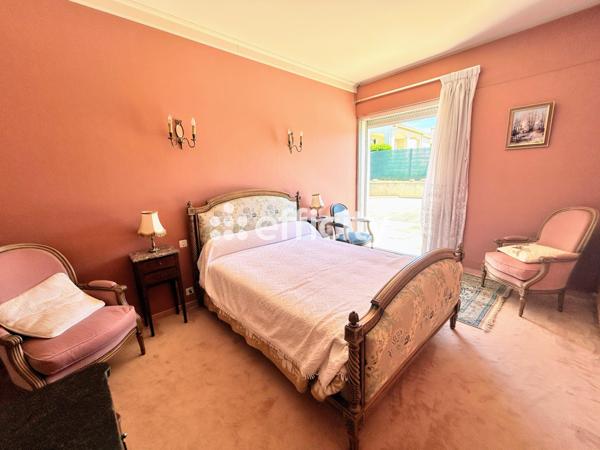 Maison 9 pièces - 380 m² Exclusivité efficity