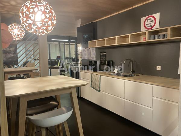 Bureaux à vendre ou à louer à Douai proche gare avec fibre optique