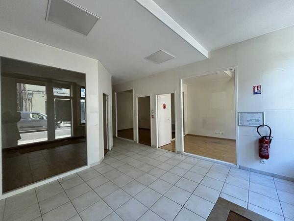 Chalon sur Saône proximité Hôtel de Ville - Local professionnel 87 m² à louer