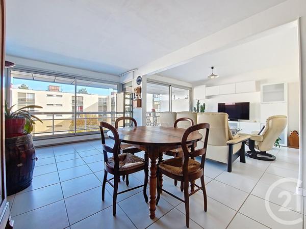 Appartement T4 à vendre  4 pièces - 91,11 m2 CHAMALIERES - 63