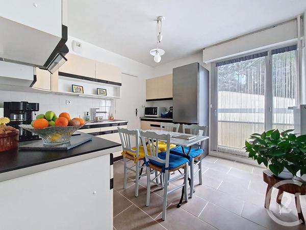 Appartement T4 à vendre  4 pièces - 91,11 m2 CHAMALIERES - 63