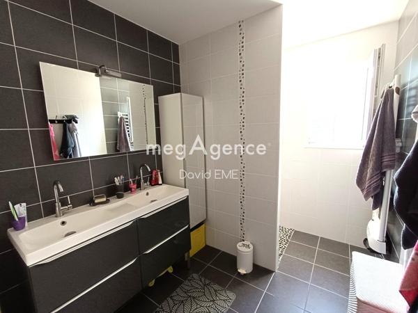 Maison à Aizenay, 85190 - 7 pièces 145m²