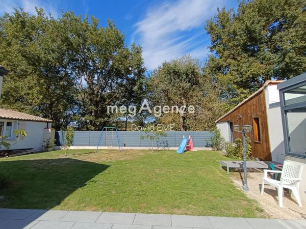 Maison à Aizenay, 85190 - 7 pièces 145m²