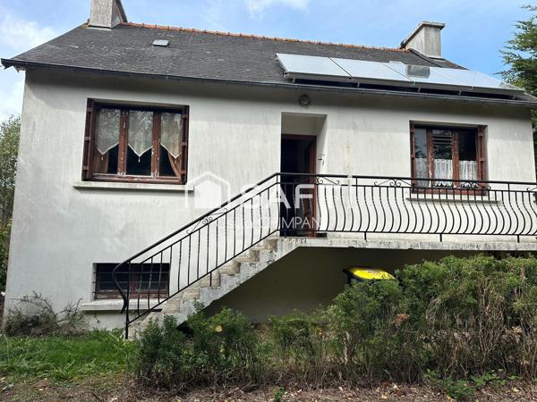 Maison sur sous sol complet, superbe jardin arboré