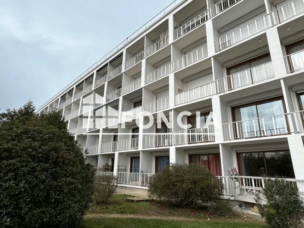 Location Appartement 4 pièces 103.72 m² - 23/25 BD SOUS BLOSSAC Poitiers 86000