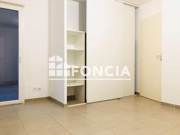 Location Appartement 2 pièces 43.5 m² - 122/128 BOULEVARD MEGE Toulon 83000