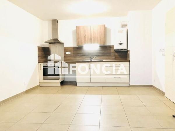 Location Appartement 2 pièces 43.5 m² - 122/128 BOULEVARD MEGE Toulon 83000