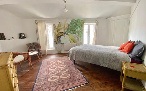 Maison à vendre    6 pièces •  Preignac