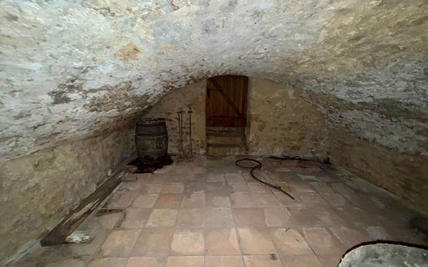 Maison à vendre    6 pièces •  Preignac