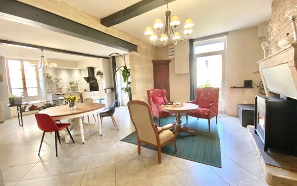 Maison à vendre    6 pièces •  Preignac