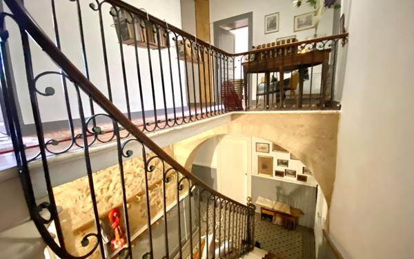 Maison à vendre    6 pièces •  Preignac