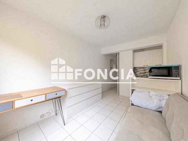 Location Studio meublé 16.18 m² - Rouen 76000