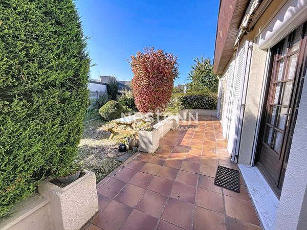 Maison Angers avec vie de plain pied, 4 chambres, jardin, garage, secteur Nazareth