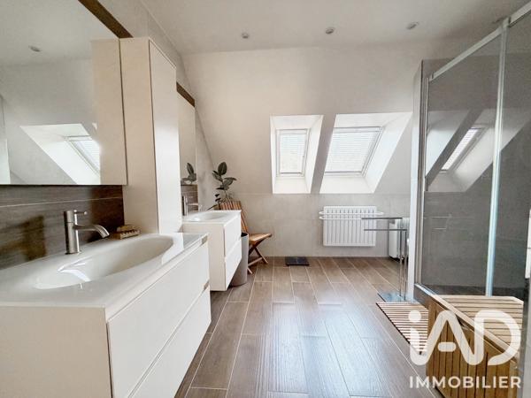 Maison à vendre 8 pièces 172,19 m² La Celle-Saint-Cloud
