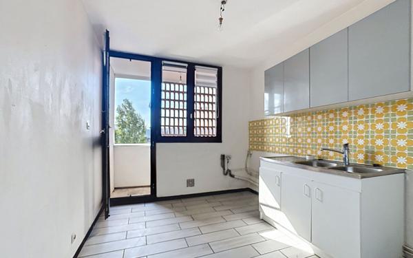 Appartement à louer    4 pièces • 79 m2 Bourg-lès-Valence