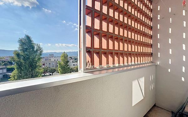 Appartement à louer    4 pièces • 79 m2 Bourg-lès-Valence