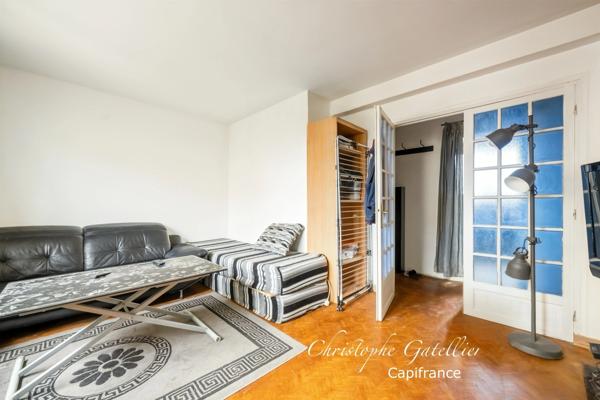 Appartement 2 chambres - Cave - parking - gare à pied