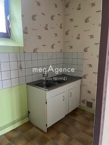 Appartement à LAVAL, 53000 - 2 pièces 52m²