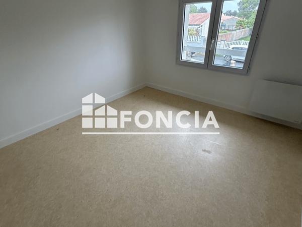 Location Maison 4 pièces 79.02 m² - 95 RUE DE L'ALOUETTE Aiffres 79230