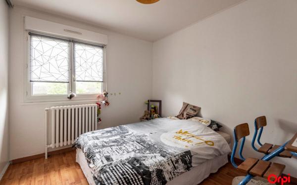 Maison à louer    6 pièces •  Muizon