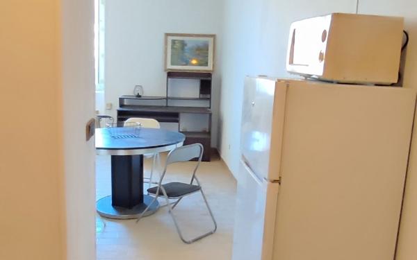 Appartement à vendre    1 pièce • 31,88 m2 Alès