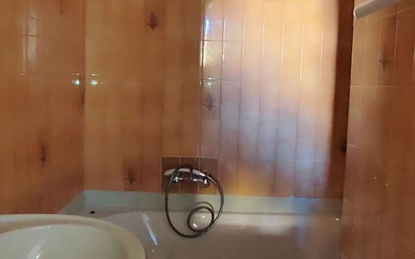 Appartement à vendre    1 pièce • 31,88 m2 Alès