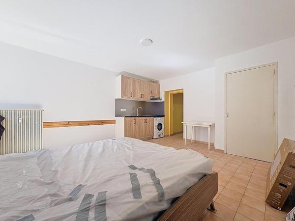 Studio clé en main à 50 mètres des thermes, idéal pour un investissement rentable au cœur de Lamalou-les-Bains.