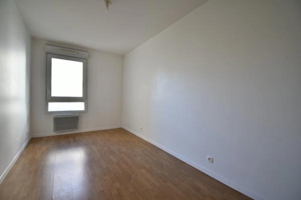 Appartement à vendre 3 pièces PALAISEAU (91), 2 chambres, terrasse, RER à 7 min