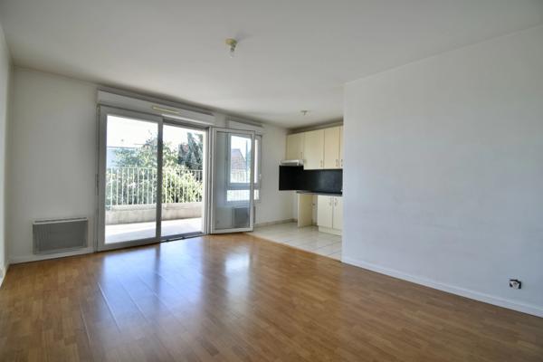 Appartement à vendre 3 pièces PALAISEAU (91), 2 chambres, terrasse, RER à 7 min