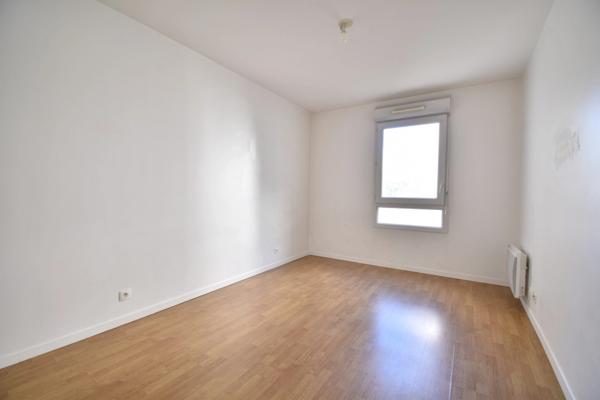 Appartement à vendre 3 pièces PALAISEAU (91), 2 chambres, terrasse, RER à 7 min