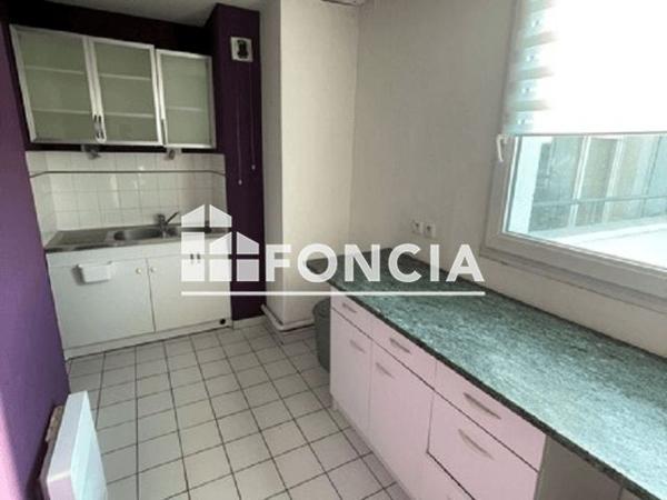 Location Appartement 2 pièces 49.71 m² - 76 RUE DE FLANDRE Lille 59000