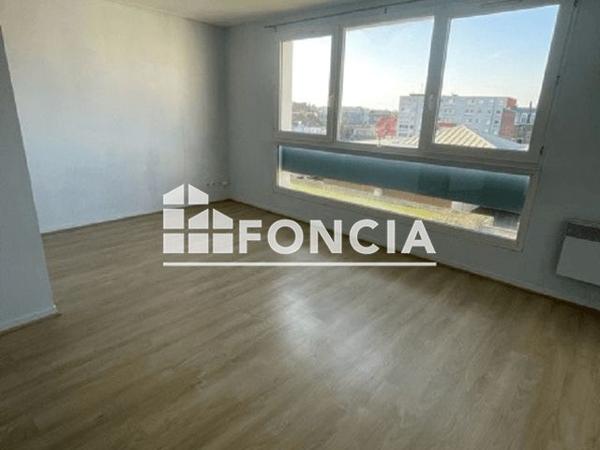 Location Appartement 2 pièces 49.71 m² - 76 RUE DE FLANDRE Lille 59000