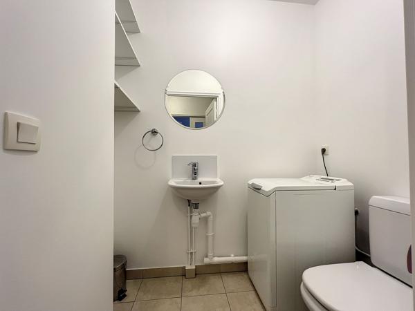Location
                Appartement50,18 m² - 2 Pièces -
                    ISSY LES MOULINEAUX (92130)