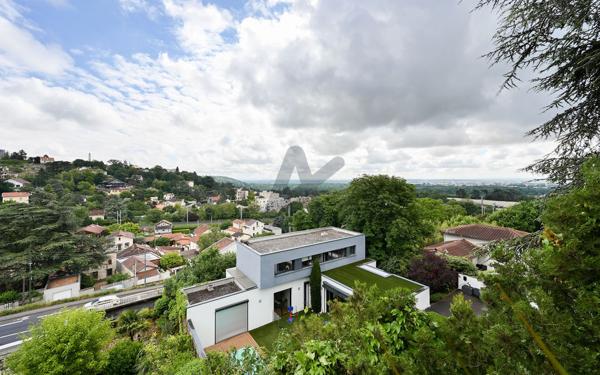 Rillieux-la-Pape – Maison de caractère années 20