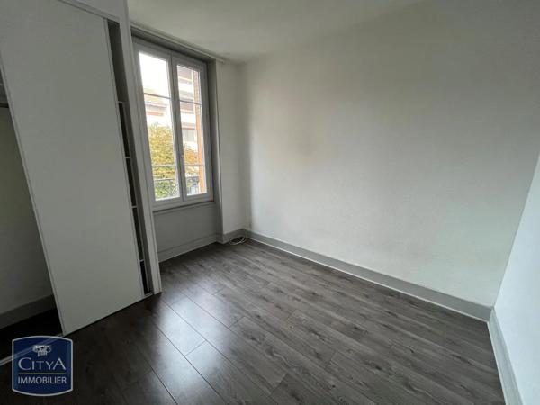 Appartement à louer 2 pièces 52.78m² Clermont-Ferrand (63000)